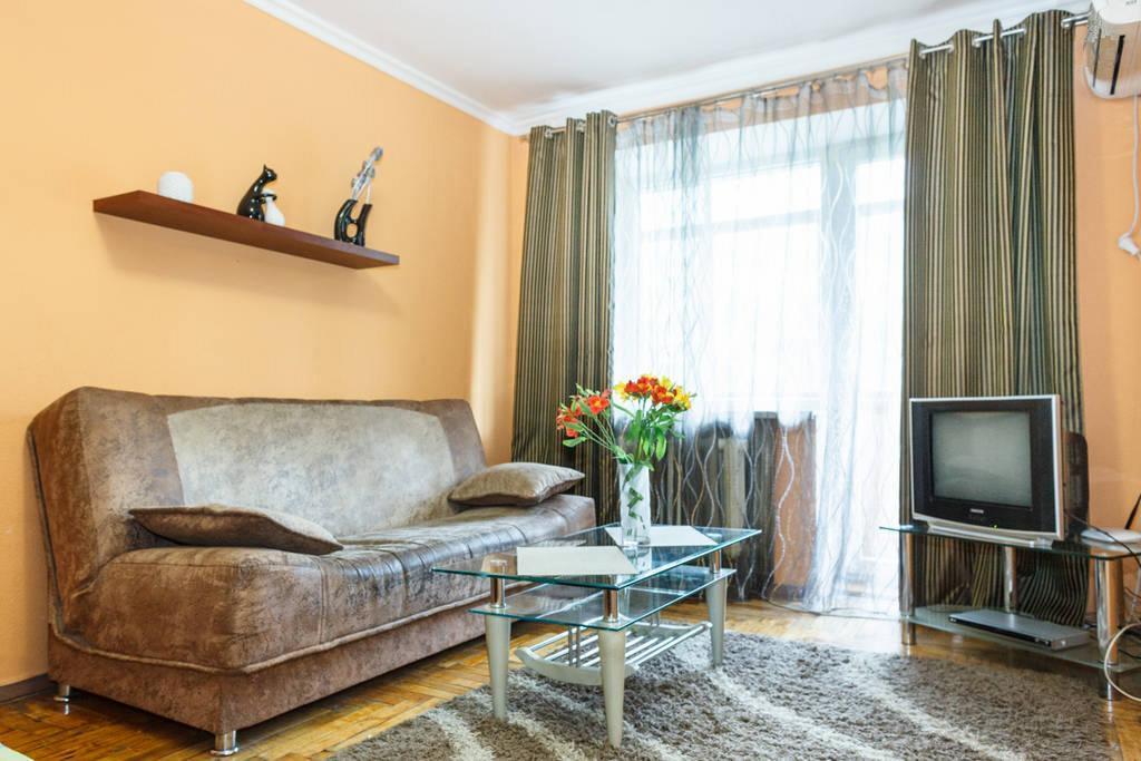 Apartment On Sobornyi Avenue 143 Near Intourist Hotel Zaporizhia Zewnętrze zdjęcie